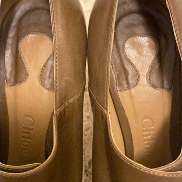 CHLOÉ Leather Round-Toe Pumps Size 9.5 - Picture 5 of 10